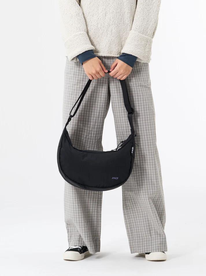 AEVOR-BIKE-SLING-BAG-Tasche-black1