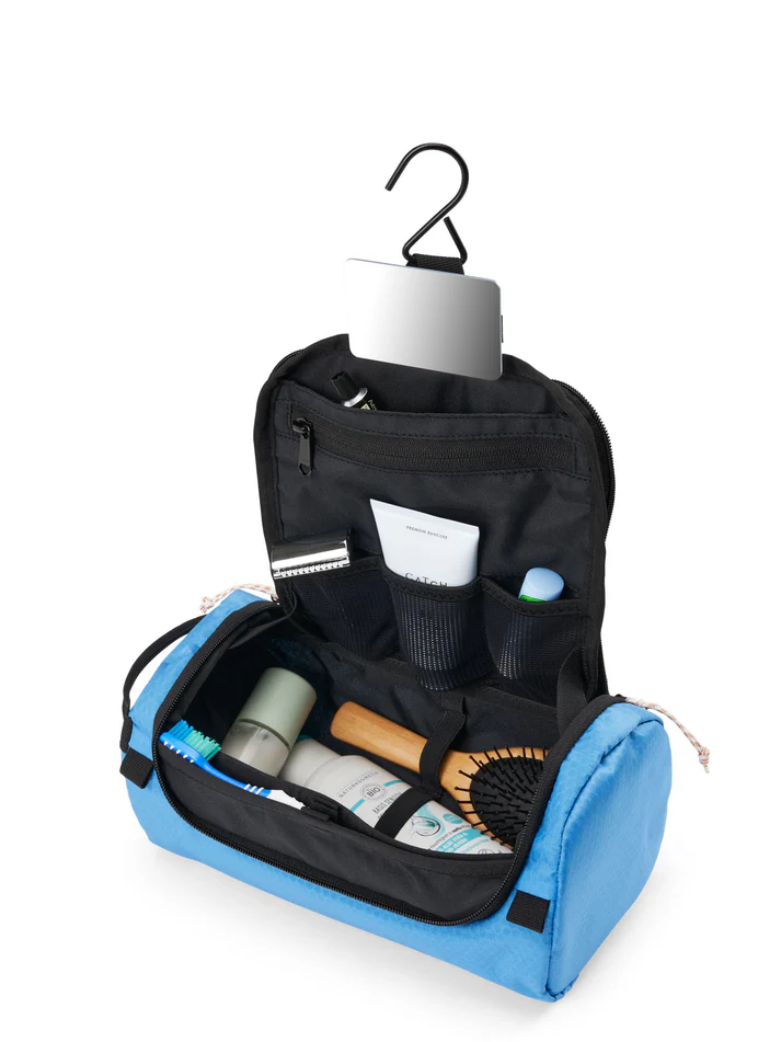 AVR-WHP-001-30193-AEVOR-Wash-Pack-Proof-Retro-Blue-03_713x