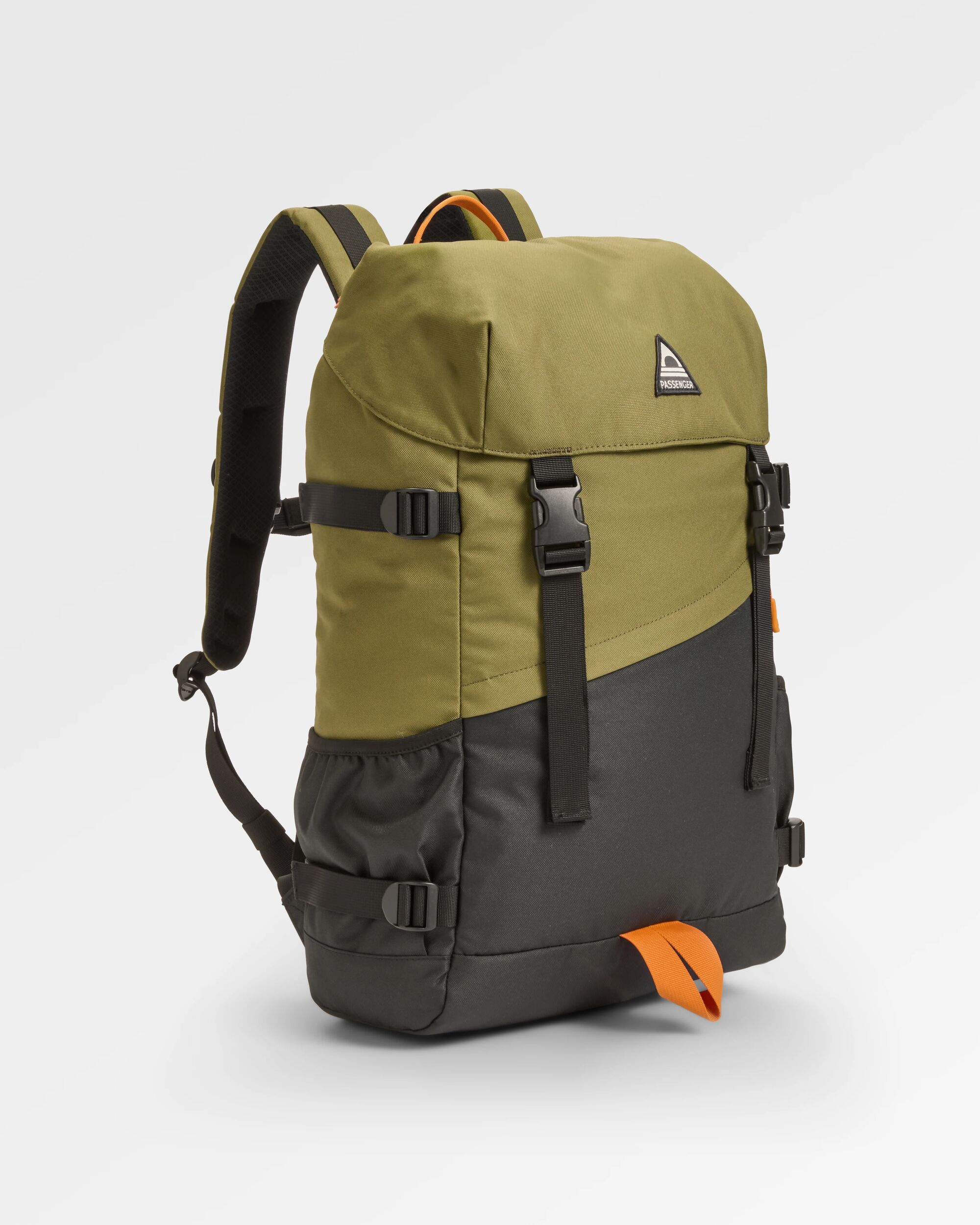 Boondocker-26L-Backpack-Black_Khaki-PIM