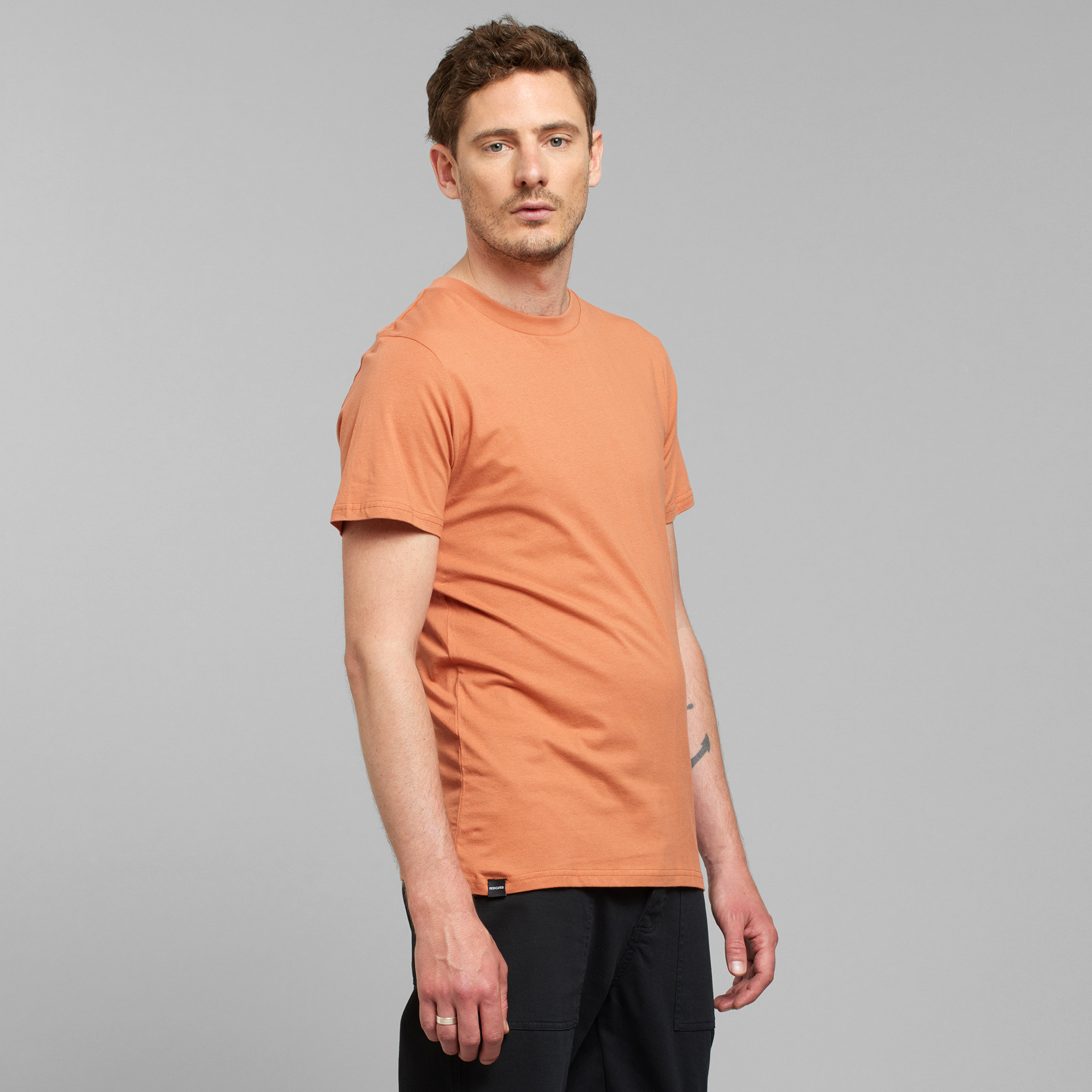 BASE-Stockholm-Shirt-sunburn-orange-2