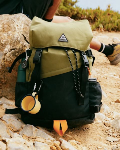 PASSENGER - BOONDOCKER Recycelter 26L Rucksack - black khaki