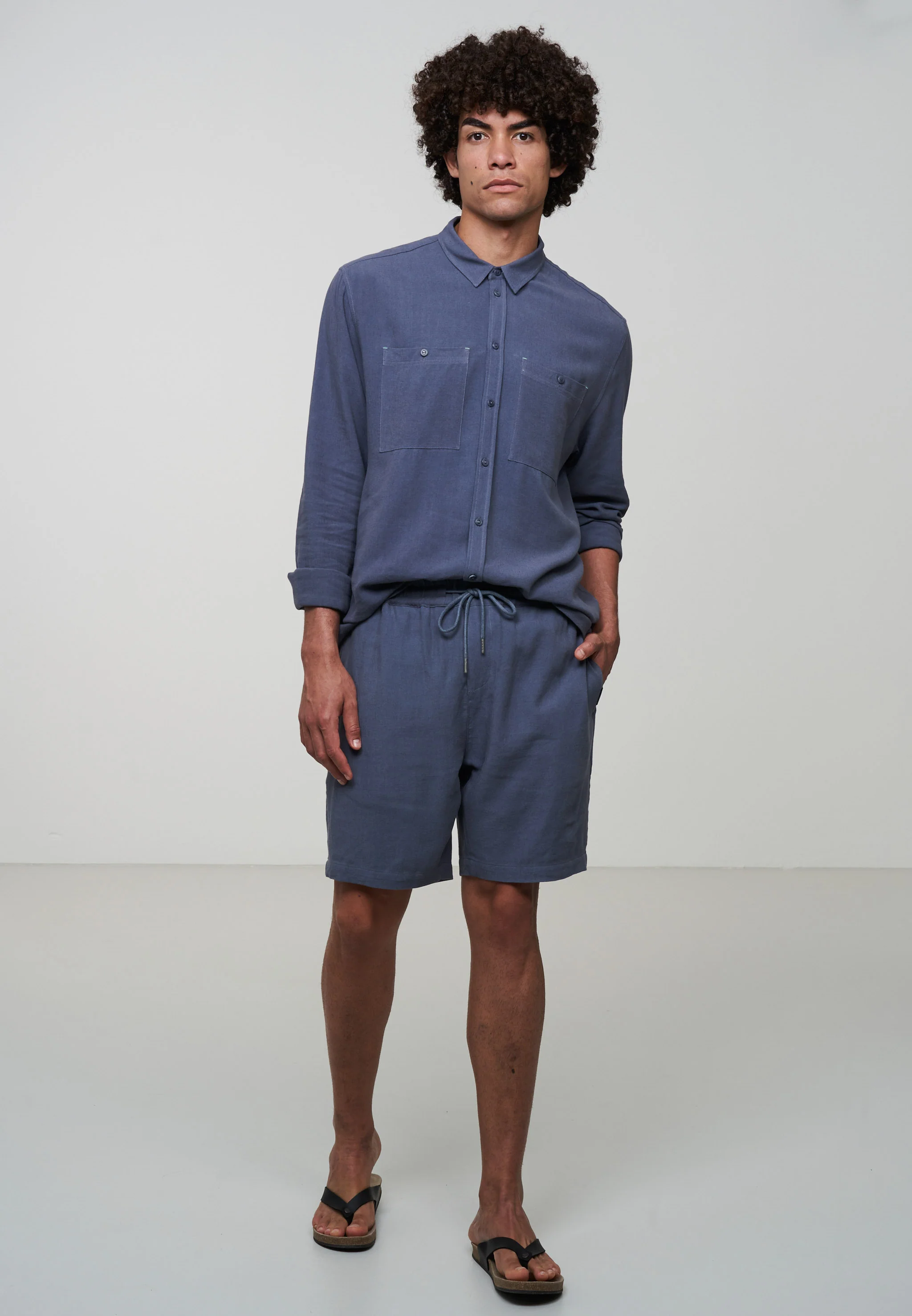 RECOLUTION-CURRY-Shorts-dove-blue